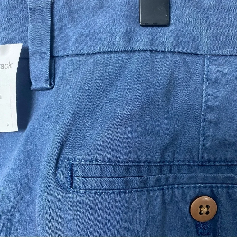 Tommy Bahama Boracay 10” Bermuda Shorts Size 38 in Blue Vacation Summer Resort